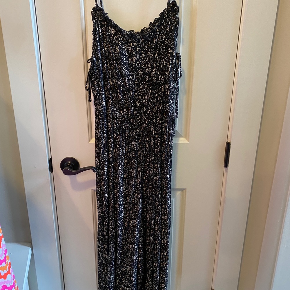 American Eagle Pants Suit